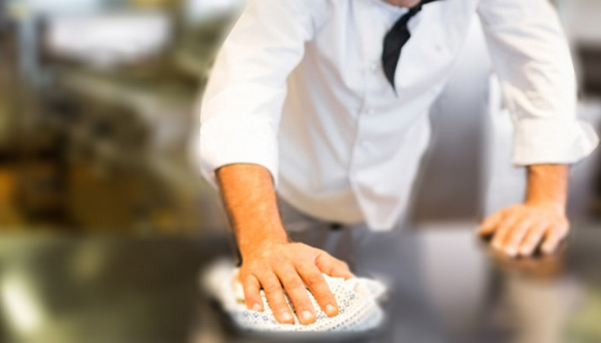 Koronavirüslü aşçının yemek yaptığı iddialarına inceleme