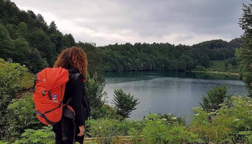 Mimarlığı bıraktı hiç para harcamadan otostopla 4 ülke 95 şehir gezdi