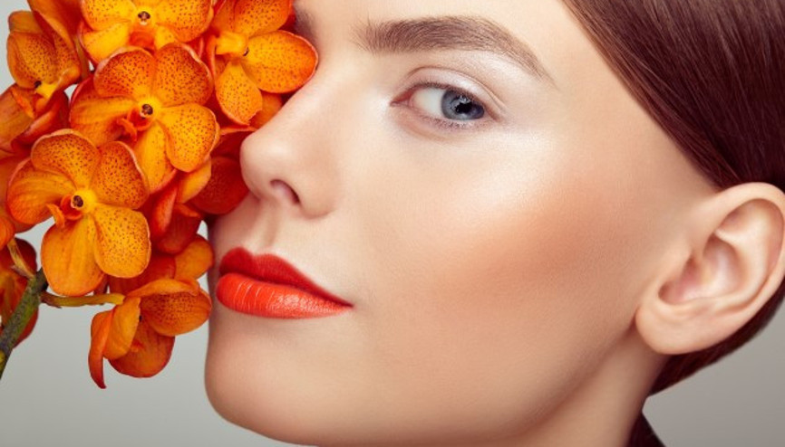 Sağlıklı ve Işıltılı Bir Cilde Sahip Olmanın 5 Adımı