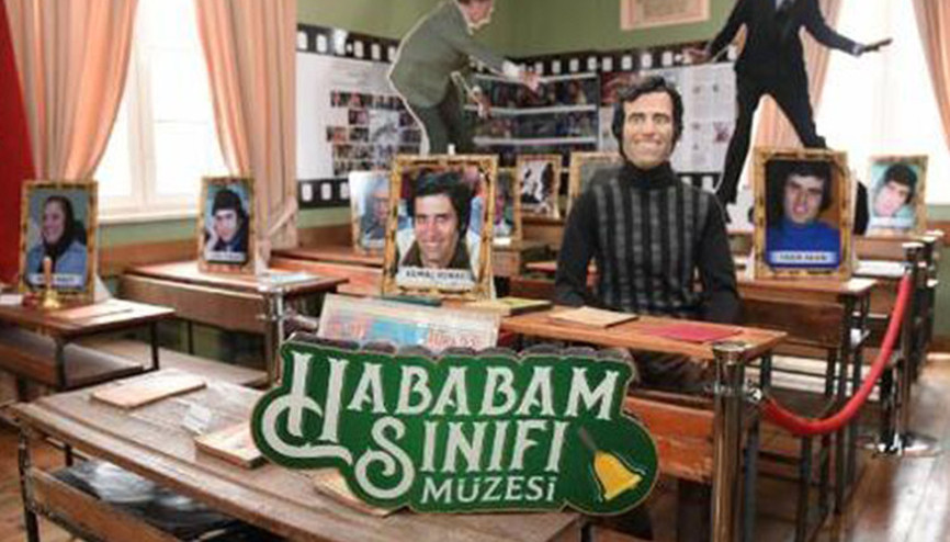 Hababam Sınıfı Müzesi Nerede Hababam Sınıfı Müzesi Tarihçesi, Eserleri, Giriş Ücreti Ve Ziyaret Saatleri (2023) Hababam Sınıfı Müzesi Nerede Hababam Sınıfı Müzesi Tarihçesi, Eserleri, Giriş Ücreti Ve Ziyaret Saatleri (2023)
