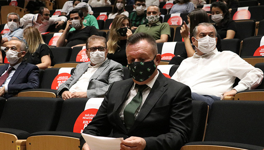 Denizlisporda başkan Ali Çetin güven tazeledi