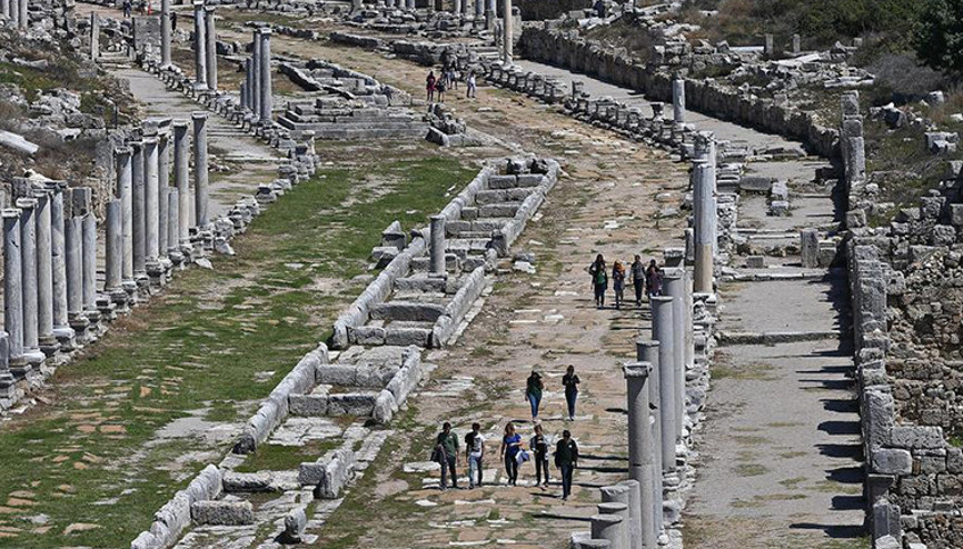 Perge Antik Kenti Nerede Perge Antik Kenti Hakkında Bilgi, Tarihi, Efsanesi, Giriş Ücreti Ve Ziyaret Saatleri (2023) Perge Antik Kenti Nerede Perge Antik Kenti Hakkında Bilgi, Tarihi, Efsanesi, Giriş Ücreti Ve Ziyaret Saatleri (2023)