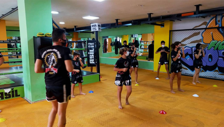 Antalyadaki  Muaythai 10. Khan terfi sınavına yoğun ilgi
