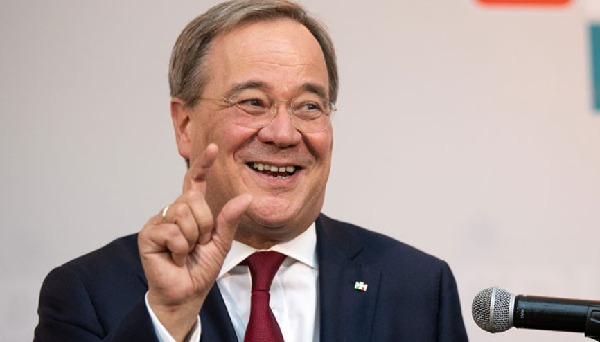 Yerel seçimler Laschet’in yüzünü güldürdü Yerel seçimler Laschet’in yüzünü güldürdü