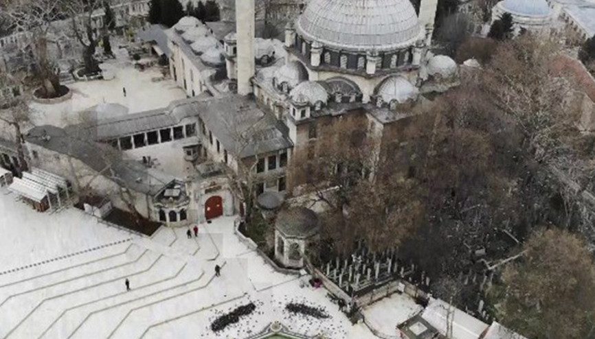 Eyüp Sultan Camii Nerede Eyüp Sultan Camisi Tarihi, Özellikleri, Hikayesi Ve Mimarı Hakkında Bilgi