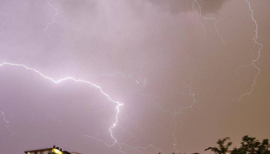 Hindistanda yıldırım isabet eden 28 kişi öldü