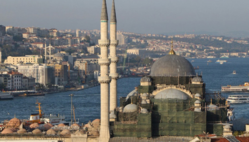 Yeni Camii Nerede Yeni Camisi Tarihi, Özellikleri, Hikayesi Ve Mimarı Hakkında Bilgi
