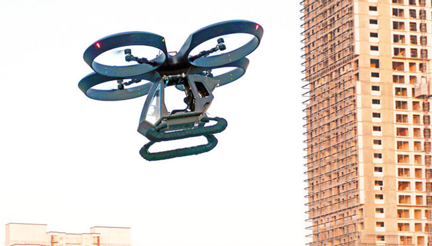 Uçan araba havalandı