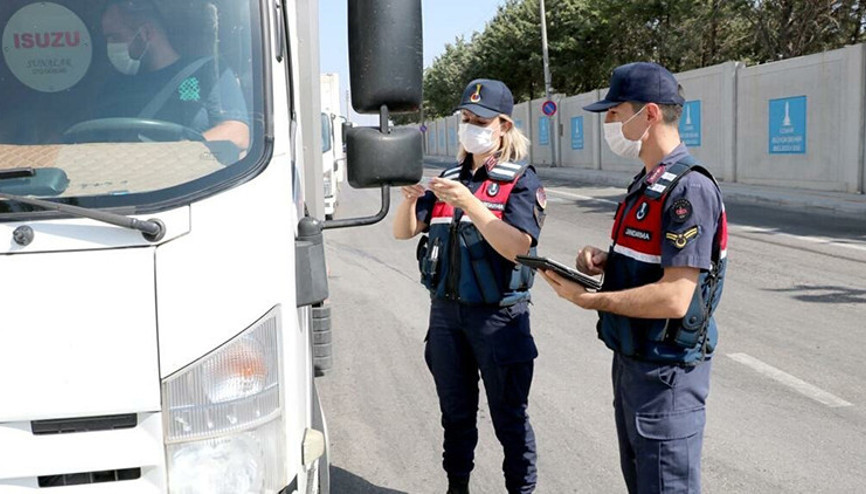 İzmirdeki koronavirüs denetimlerinde 231 bin 39 TL para cezası