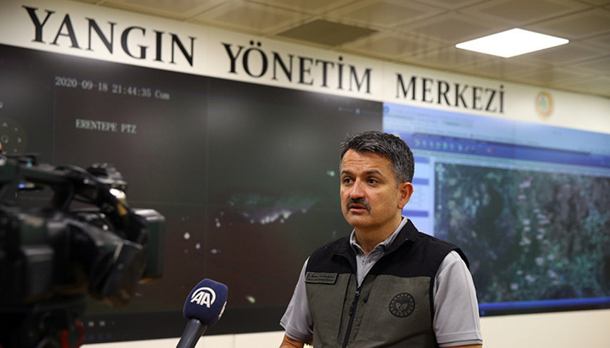 Bakan Pakdemirliden Antalyadaki yangınla ilgili açıklama