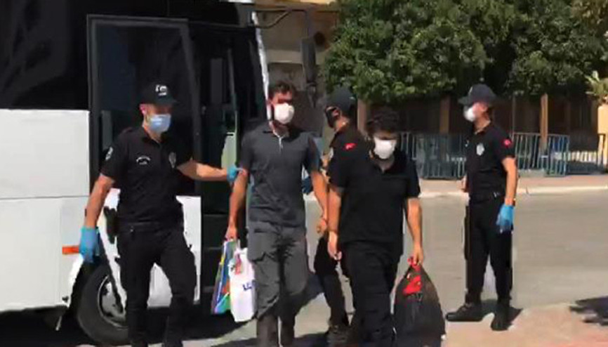 Mersinde 8 DEAŞ şüphelisi adliyede