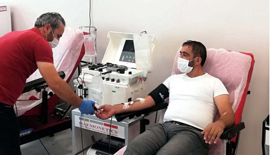 Babasını kaybettiği koronavirüsü yendi, immün plazma bağışçısı oldu