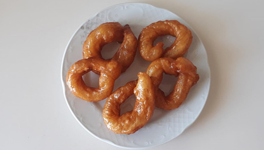 Anlık tatlı krizlerine pratik bir çözüm: Müşebbek Tatlısı Anlık tatlı krizlerine pratik bir çözüm: Müşebbek Tatlısı