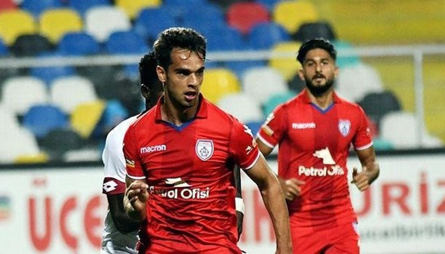 Altınordulu Kerim Alıcının talihsizliği Bu sefer de omzu çıktı...