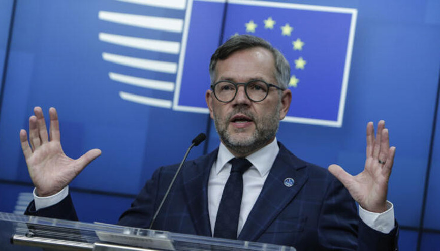 Mültecilere Türkiye’de daha iyi bakılıyor