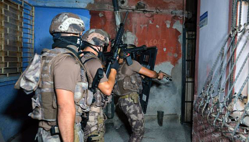Adanada DEAŞın ’uyuyan hücrelerine’ operasyon: 5 tutuklama