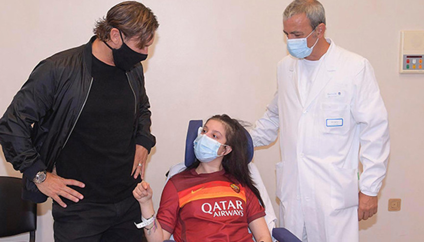 Komadaki genç sporcu Tottinin sesiyle uyandı