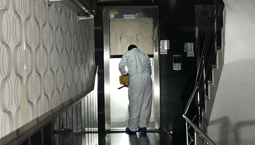 Adanada 9uncu kattan asansör boşluğuna düşen market çalışanı öldü