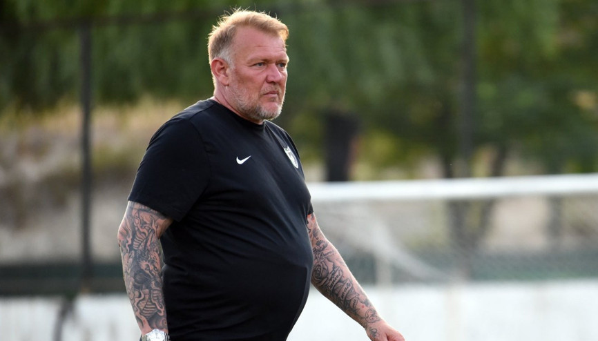 Robert Prosinecki: Kendi evimizde ilk galibiyetimizi almak istiyoruz...