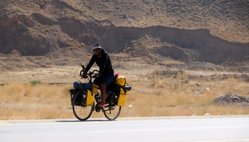 İrandan yola çıktı, 7 bin kilometre pedal çevirdi
