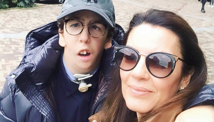 El el çok daha güçlüyüz