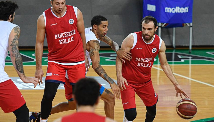 Bahçeşehir Koleji, Rusya deplasmanında Rakip UNICS Kazan...