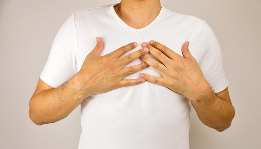 Jinekomasti neden olur, tedavisi nasıl yapılır