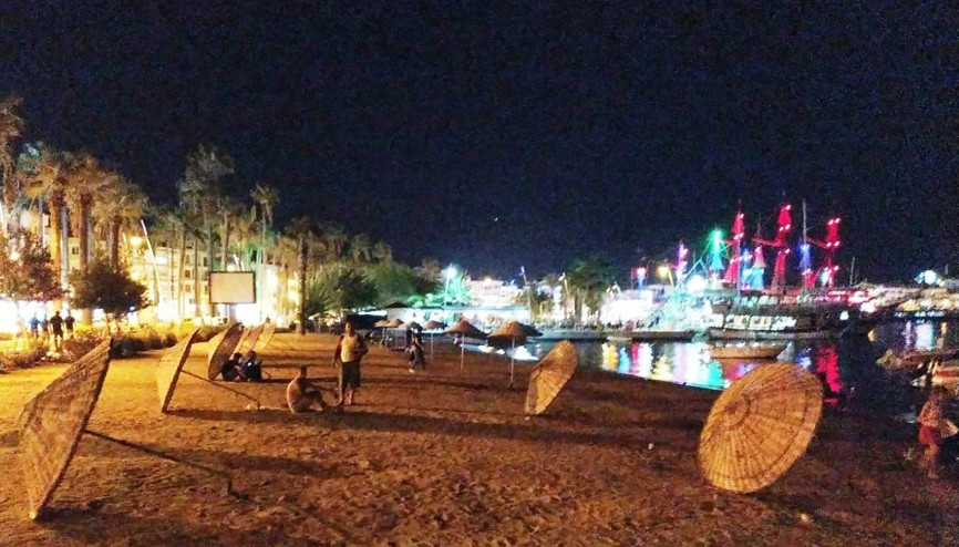 Marmariste şaşırtan olay Tek tek kırdı