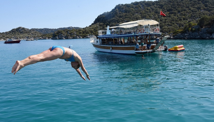 Kekovaya ekimde de turist akını