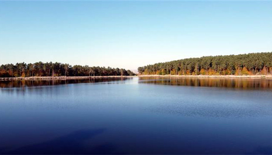Kurt Gölü eşsiz doğasıyla hayran bırakıyor