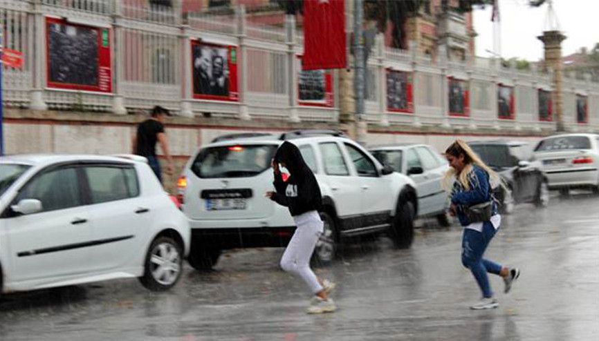Edirne’de beklenen yağmur başladı