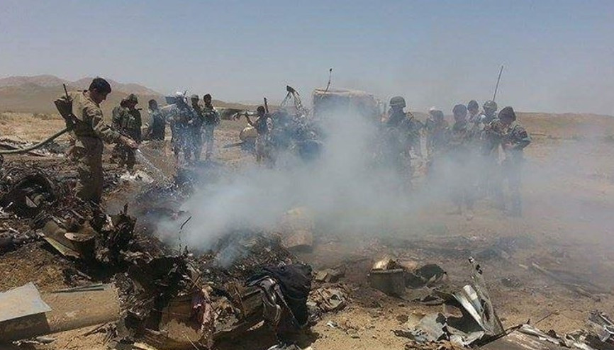 Afganistanda 2 askeri helikopter düştü: 9 ölü