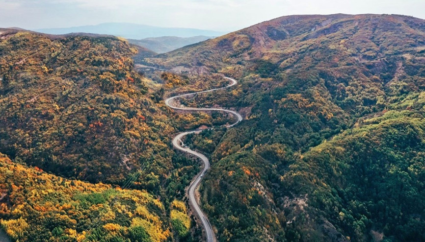Sivastaki Geminbeli Geçidinde sonbahar güzelliği