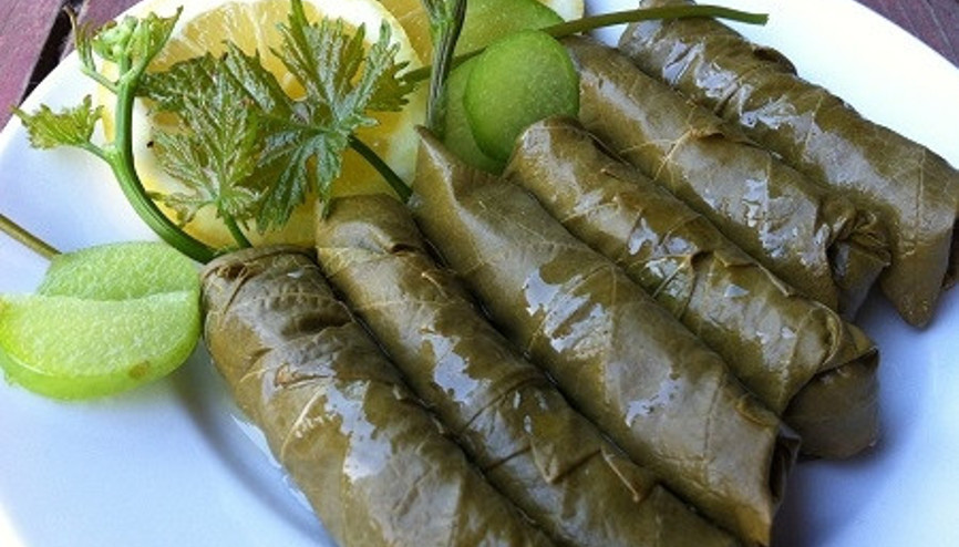 Ege mutfağının lezzetlerini yerinde deneyin... Otlar, zeytinyağı ve deniz ürünleri... Ege mutfağının lezzetlerini yerinde deneyin... Otlar, zeytinyağı ve deniz ürünleri...