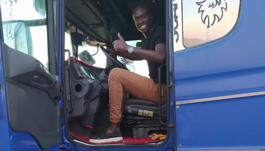 Sivassporlu taraftarlar davet etti, Samassa bir gününü köyde geçirdi