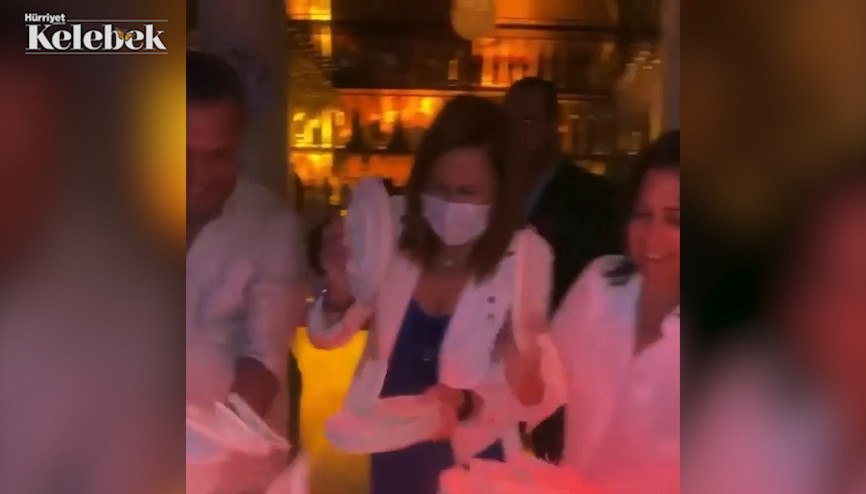 Cenk Eren, Deniz Seki ve Asuman Dabak’tan tabak kırma şovu