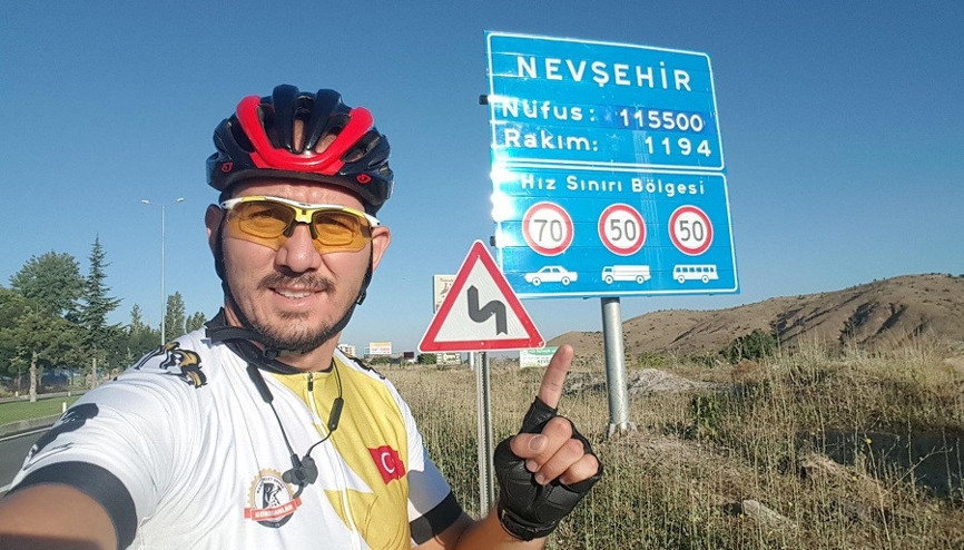 Manisalı öğretmen 7 ayda 6 bin kilometre pedal çevirdi