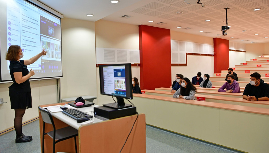 Hibrit eğitim kaygı ve stresi azalıyor
