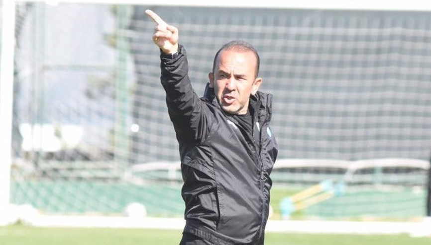 Mehmet Özdilekten Galatasaray yorumu 3 puanı alan taraf olmak istiyoruz...