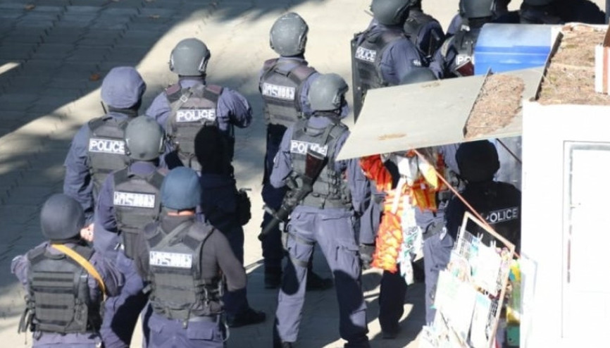 Son dakika. Gürcistanda banka soygunu, çok sayıda rehine var