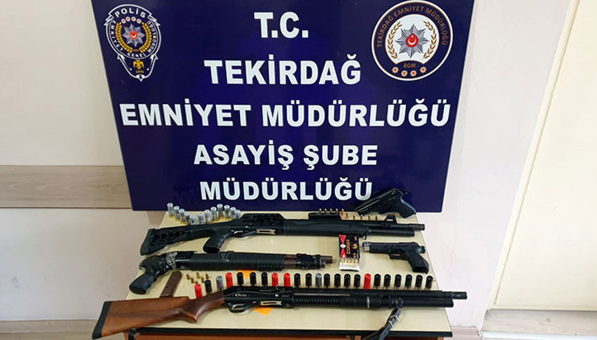 Tekirdağ’da eş zamanlı operasyon 5 gözaltı Tekirdağ’da eş zamanlı operasyon 5 gözaltı