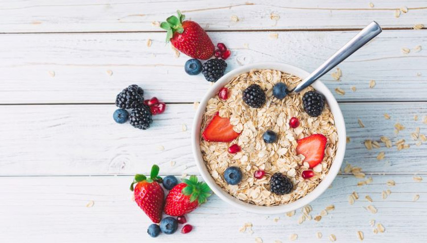 Sabahları sağlıklı beslenmek için kolay yulaf ezmesi hazırlamanın püf noktaları Sabahları sağlıklı beslenmek için kolay yulaf ezmesi hazırlamanın püf noktaları