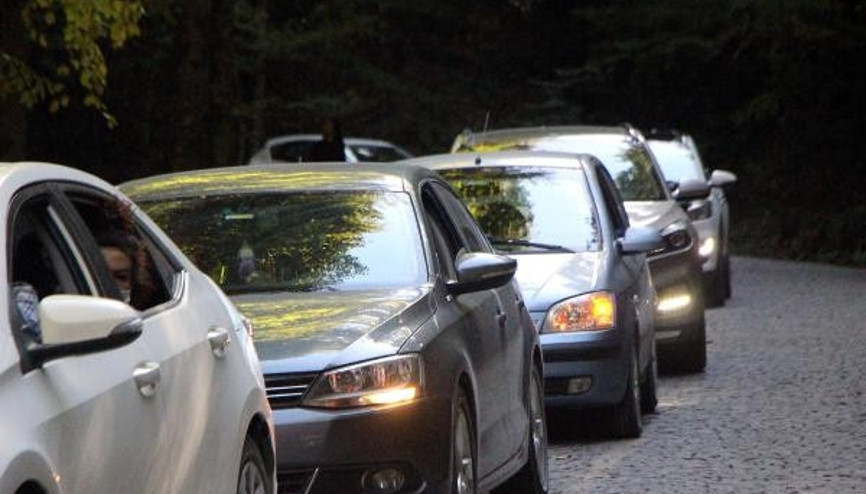 Yedigöllere girişte yoğunluk oluştu