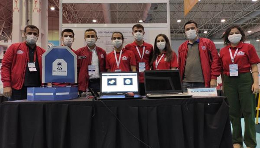 ‘Değnekçiler’den ‘Self Garage’