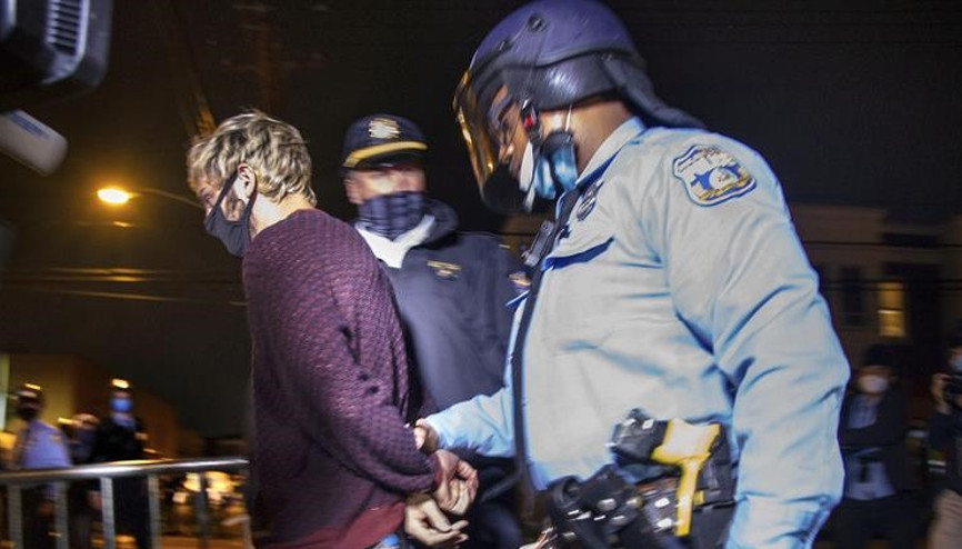 ABDde protestolar sokağa çıkma yasağı getirdi