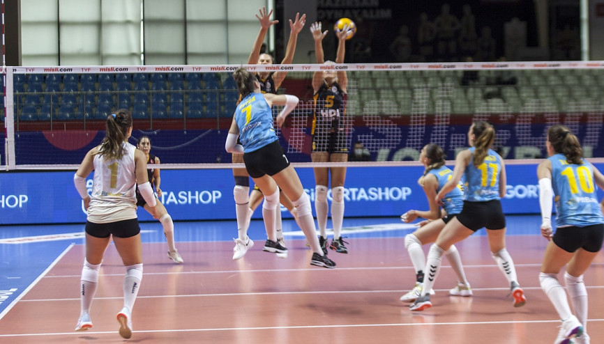 Galatasaray HDI Sigorta 3-0 PTT