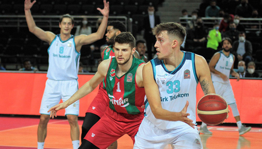 Türk Telekom 81-61 Pınar Karşıyaka