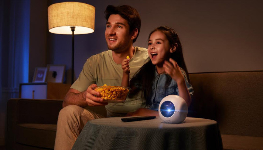 Ankerden evlere özel minik projektör: Nebula Astro