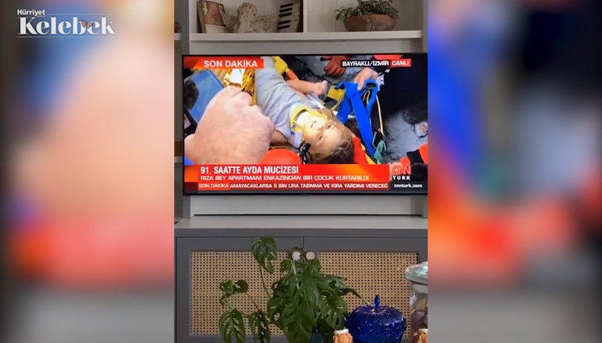 Ayda bebeğin kurtarılma anı, Bergüzar Koreli gözyaşlarına boğdu.