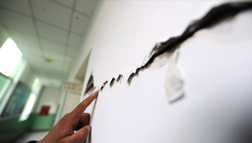 Depremde masa altına girmek doğru mu